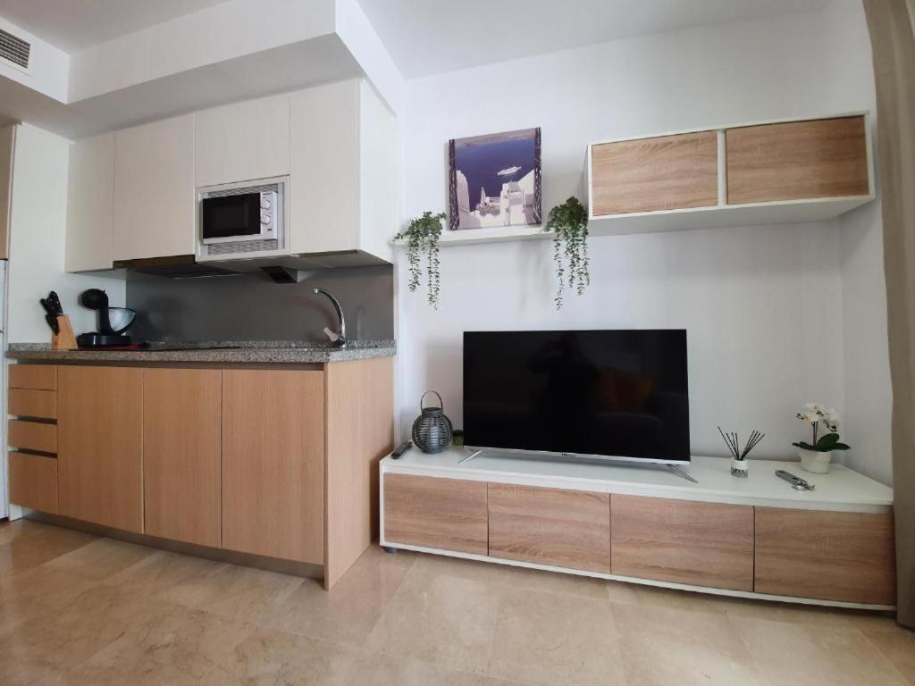 Apartamento Con Parking Con Piscina Junto A La Playa Бенальмадена Экстерьер фото